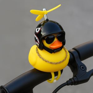 PTO-007 Pato casco hélice fuego con dedo